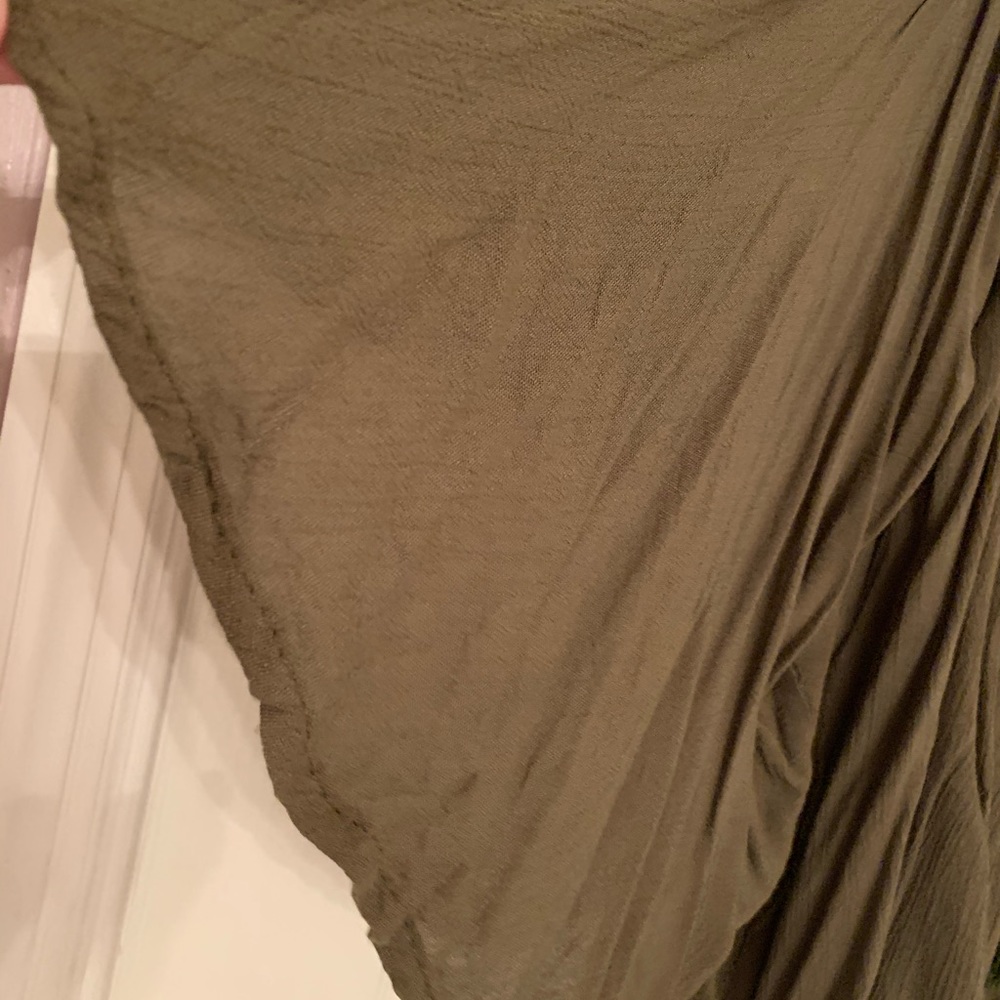 COMFORTABLE FLOWING TOP / - Picture 3 of 4